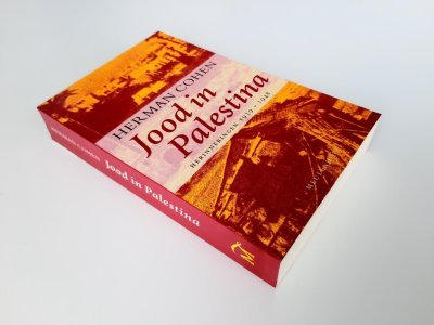 Boek met de titel: Jood in Palestina. Herinneringen 1939 - 1948