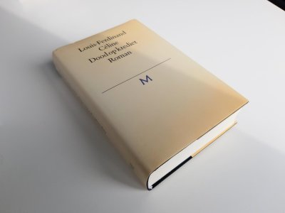 Boek met de titel: Dood op krediet