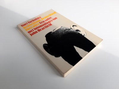 Boek met de titel: Deutschland deutschland uber alles