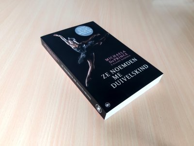 Boek met de titel: Ze noemden me duivelskind