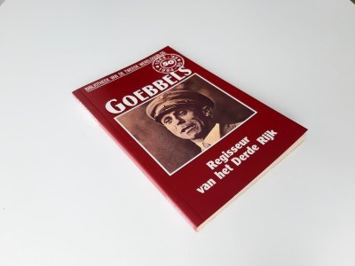 Boek met de titel: Goebbels - regisseur van het Derde Rijk nr 70
