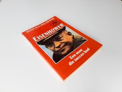 Tweedehands boek: Eisenhower - een man die succes had nr 56 van auteur Martin Blumenson - Paperback met rechte rug zonder leesvouwen. In zeer goede conditie. Binnenin schoon en onbeschreven.