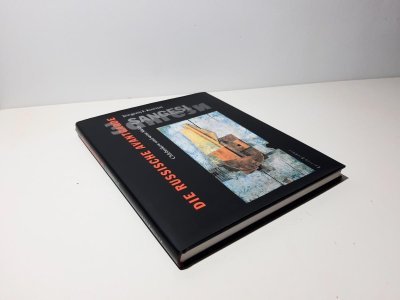 Boek met de titel: Die Russische Avantgarde -Chlebnikow und seine Maler