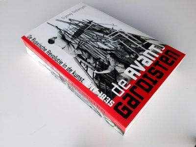Boek met de titel: De avant-gardisten