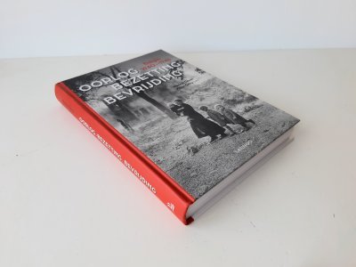 Tweedehands boek: Oorlog Bezetting Bevrijding Belgie 1940 - 1945 van auteur Wannes Devos, Kevin Gony - Hardcover oogt als nieuw! Binnenin onbeschreven en schoon.