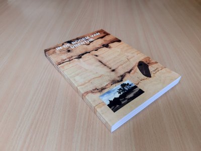 Boek met de titel: In de bodem van Drenthe Geologische gids met excursies