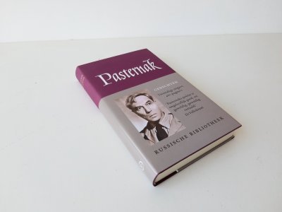 Boek met de titel: Gedichten, russische bibliotheek tweetalige uitgave