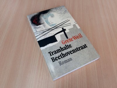 Boek met de titel: Tramhalte Beethovenstraat
