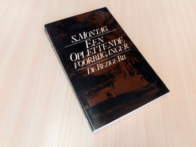 Boek met de titel: Een oplettende voorbijganger