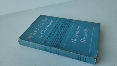 Tweedehands boek: Why I Am Not a Christian van auteur Bertrand Russell, Simon Blackburn - Hardcover, linnen met stofomslag. Stofomslag heeft gebruikerssporen. Pagina's vergeeld. Goede staat