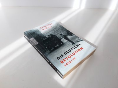 Boek met de titel: Die deutsche Revolution