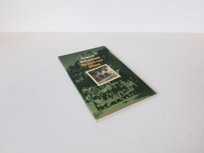 Boek met de titel: De tuin van IJben