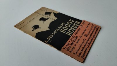 Boek met de titel: Hooge Hoeden