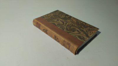 Tweedehands boek: Les Fleurs du mal van auteur Baudelaire, Charles - Hardcover gebonden, naam voorin geschreven. boek is in goede staat
