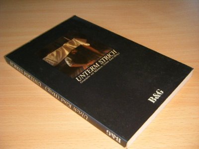 Tweedehands boek: Unterm Strich van auteur Ulrich Kind (red.) - Paperback, in goede staat.