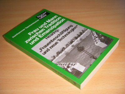 Boek met de titel: Frau und Mann zwischen Tradition und Emanzipation