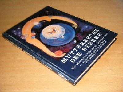 Boek met de titel: Mutterrecht der Sterne
