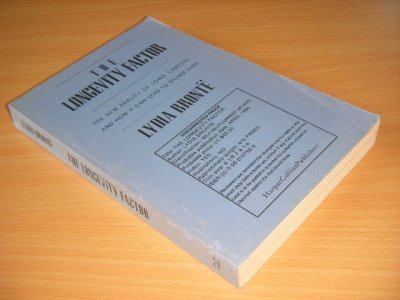 Tweedehands boek: The Longevity Factor. van auteur Lydia Bronte - Paperback, traces of use, in good condition.