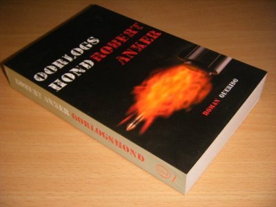 Boek met de titel: Oorlogshond