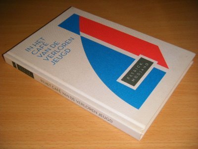 Boek met de titel: In het cafe van de verloren jeugd