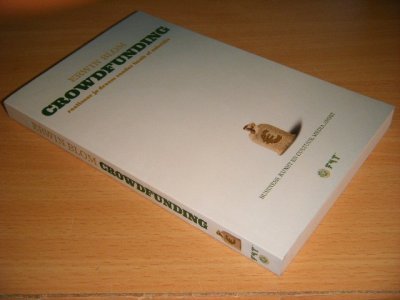 Boek met de titel: Crowdfunding