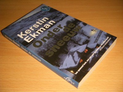 Boek met de titel: Onder de sneeuw