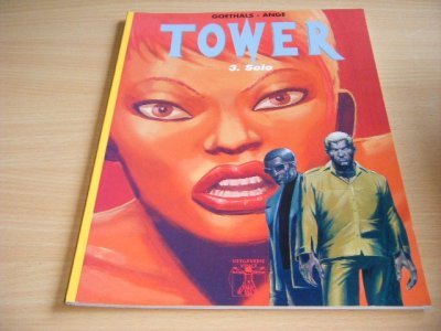 Boek met de titel: Tower. 3. Solo
