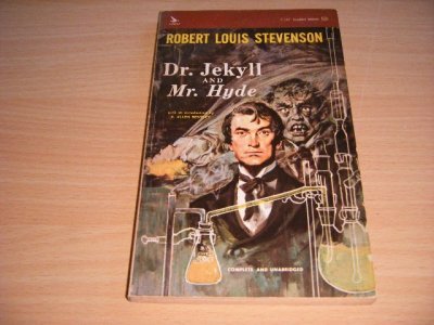 Tweedehands boek: Dr. Jekyll and Mr. Hyde van auteur Robert Louis Stevenson - Pocket, traces of use, in good condition.