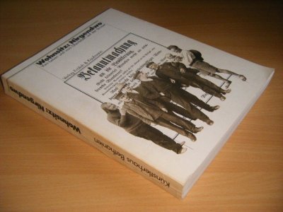 Tweedehands boek: Wohnsitz: Nirgendwo van auteur Dr. Michael Haerdter - Paperback, met leesvouwen, in goede staat. Geillustreerd.