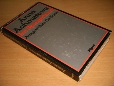 Boek met de titel: Im Spiegelland