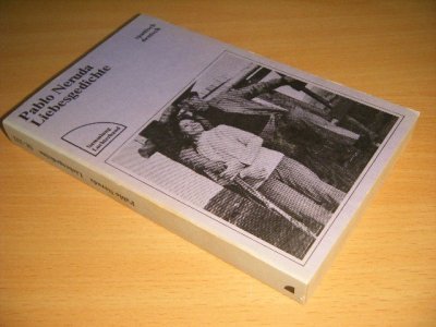 Tweedehands boek: Liebesgedichte van auteur Pablo Neruda - Pocket, verkleurde rug, naam op titelblad, gebruikssporen, in redelijk goede staat.