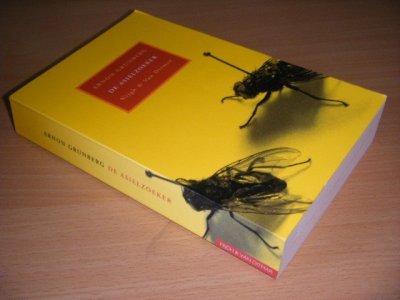 Boek met de titel: De asielzoeker