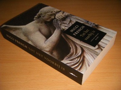 Boek met de titel: Tot het voorbij is