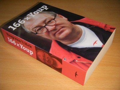 Boek met de titel: 166 maal Youp