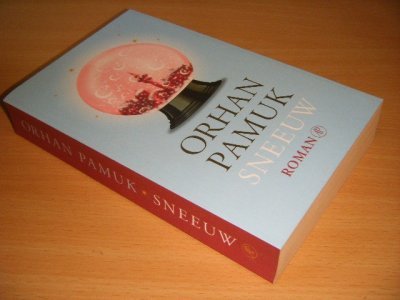 Boek met de titel: Sneeuw