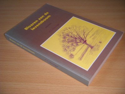 Boek met de titel: Bloaren aan de levensboom