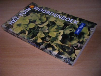 Tweedehands boek: Het tuinwoordenboek van auteur Bert Huls - Paperback, in goede staat.
