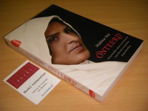 Boek met de titel: Onteerd