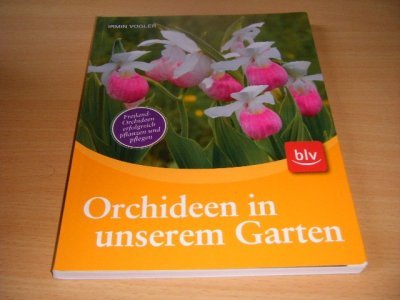 Boek met de titel: Orchideen in unserem Garten