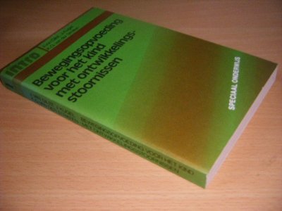 Boek met de titel: Bewegingsopvoeding voor het kind met ontwikkelingsstoornissen