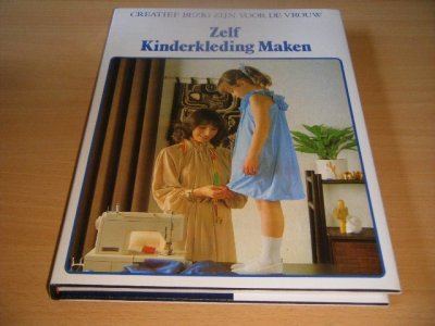 Boek met de titel: Zelf kinderkleding maken