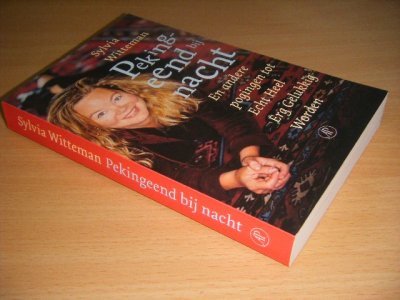 Tweedehands boek: Pekingeend bij nacht van auteur Sylvia Witteman - Paperback, in goede staat.