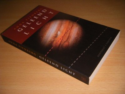 Boek met de titel: Geleend licht