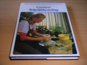Boek met de titel: Creatieve vrijetijdsbesteding