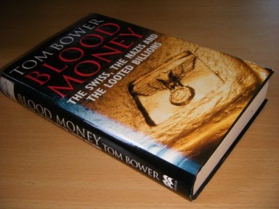 Boek met de titel: Blood Money