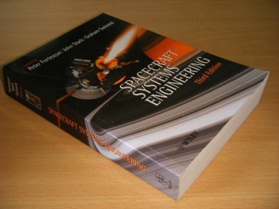 Boek met de titel: Spacecraft Systems Engineering