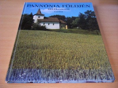 Boek met de titel: Pannonia Foldjen