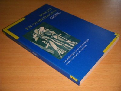 Tweedehands boek: Macht en onbehagen van auteur SISWO - Paperback, in goede staat.