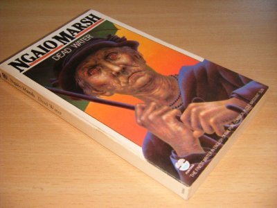 Tweedehands boek: Dead Water van auteur Ngaio Marsh - Pocket, crease in spine, in good condition. 