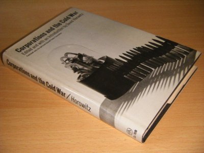 Boek met de titel: Corporations and the Cold War